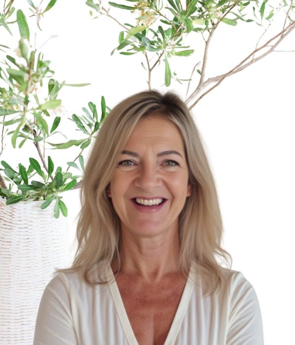 Anouk Troillet neurocoach et hypnothérapeute certifiée Fondatrice dElles la Lune
